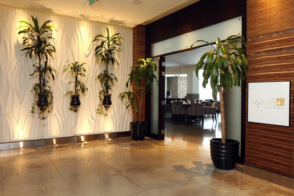 Novotel Dammam Business Park Exterior photo