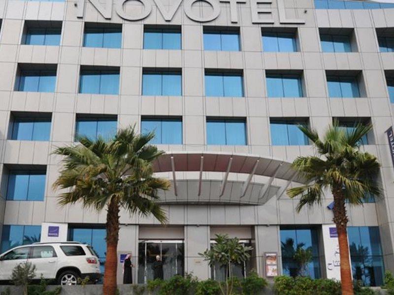 Novotel Dammam Business Park Exterior photo
